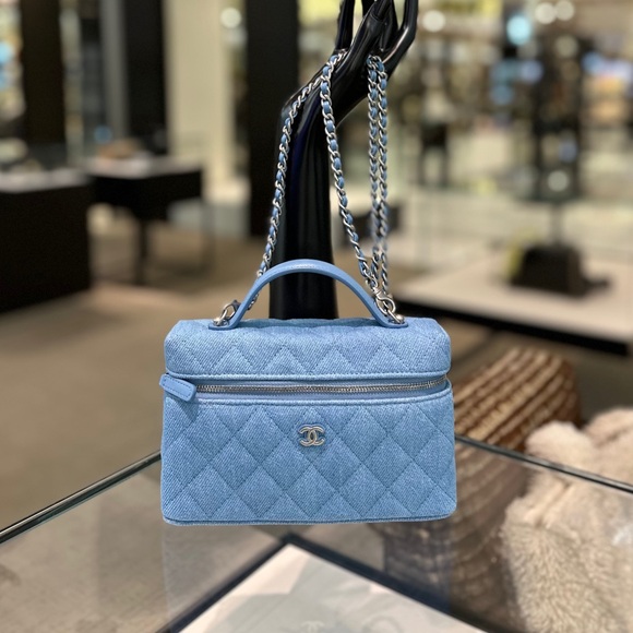 CHANEL 25C Denim Top Handle Bag - Picture 3 of 6